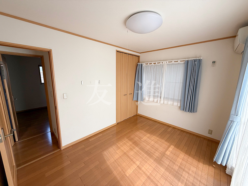 姫路市新在家3丁目(姫路駅)3階建 3LDK 8