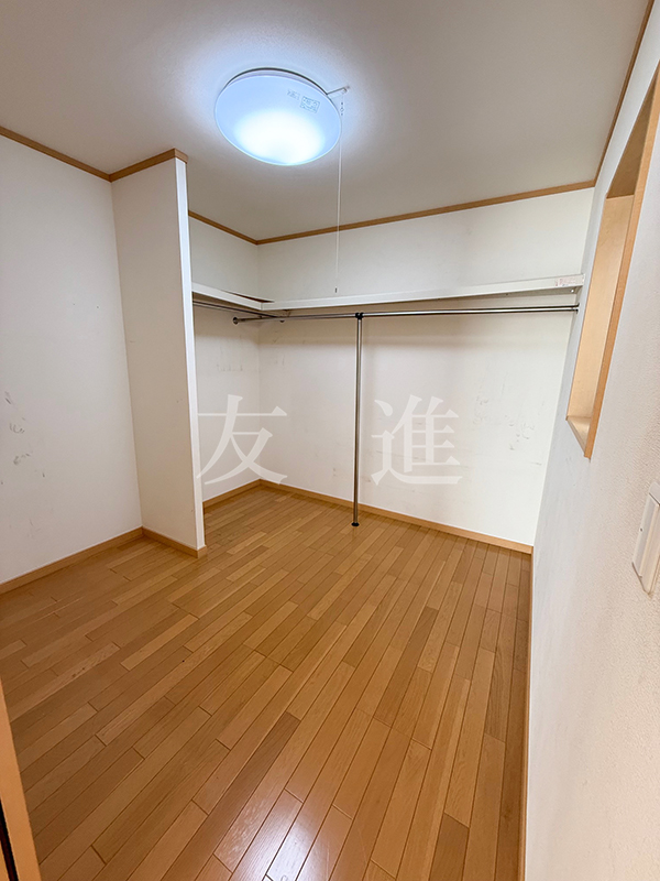 姫路市新在家3丁目(姫路駅)3階建 3LDK 5