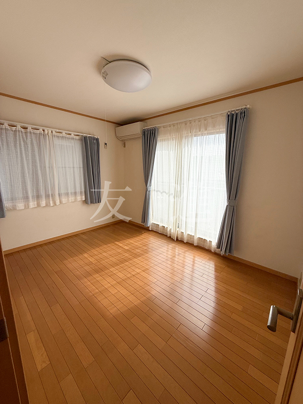 姫路市新在家3丁目(姫路駅)3階建 3LDK 7